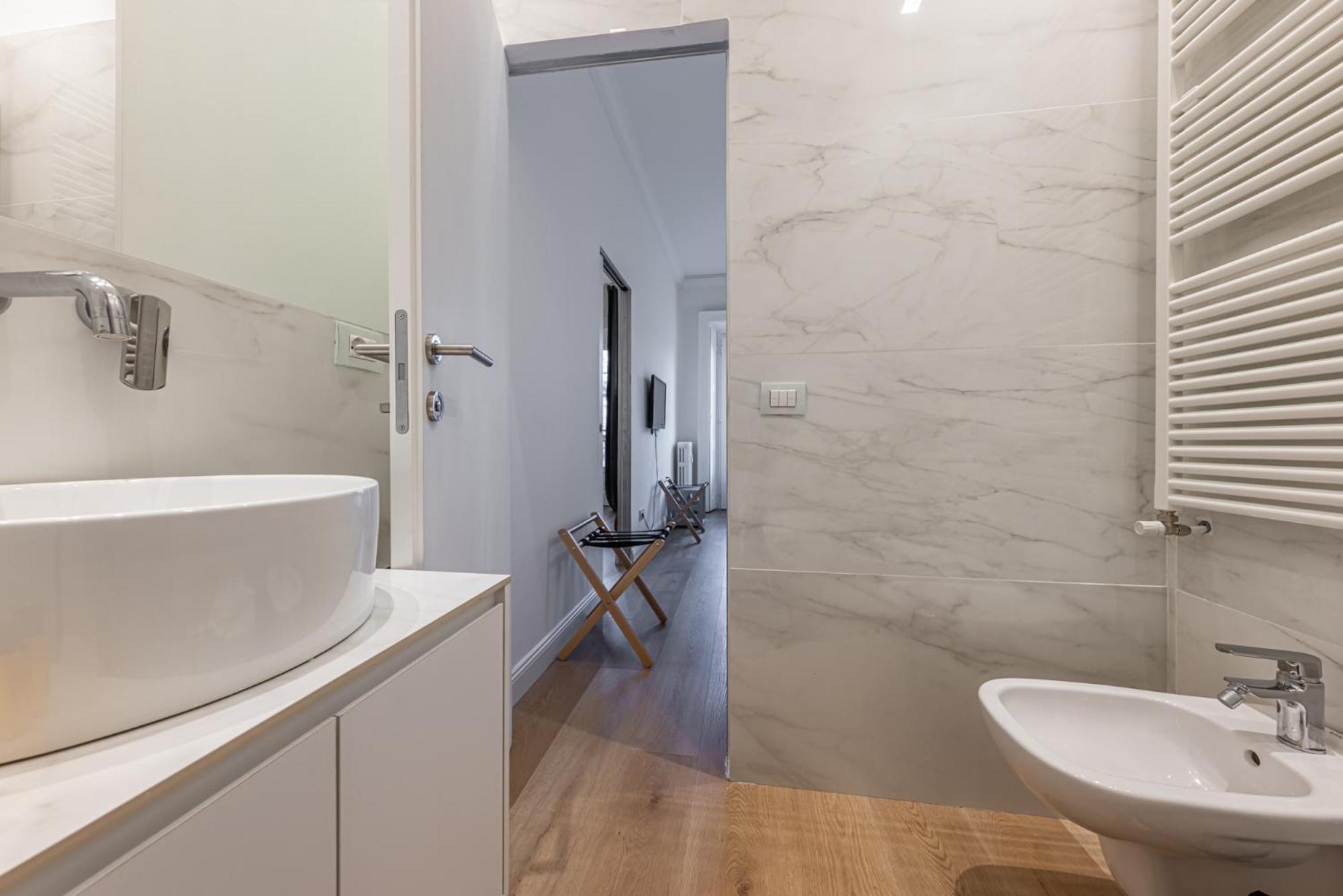 Sant'Andrea Charme Apartments Milan Exterior photo