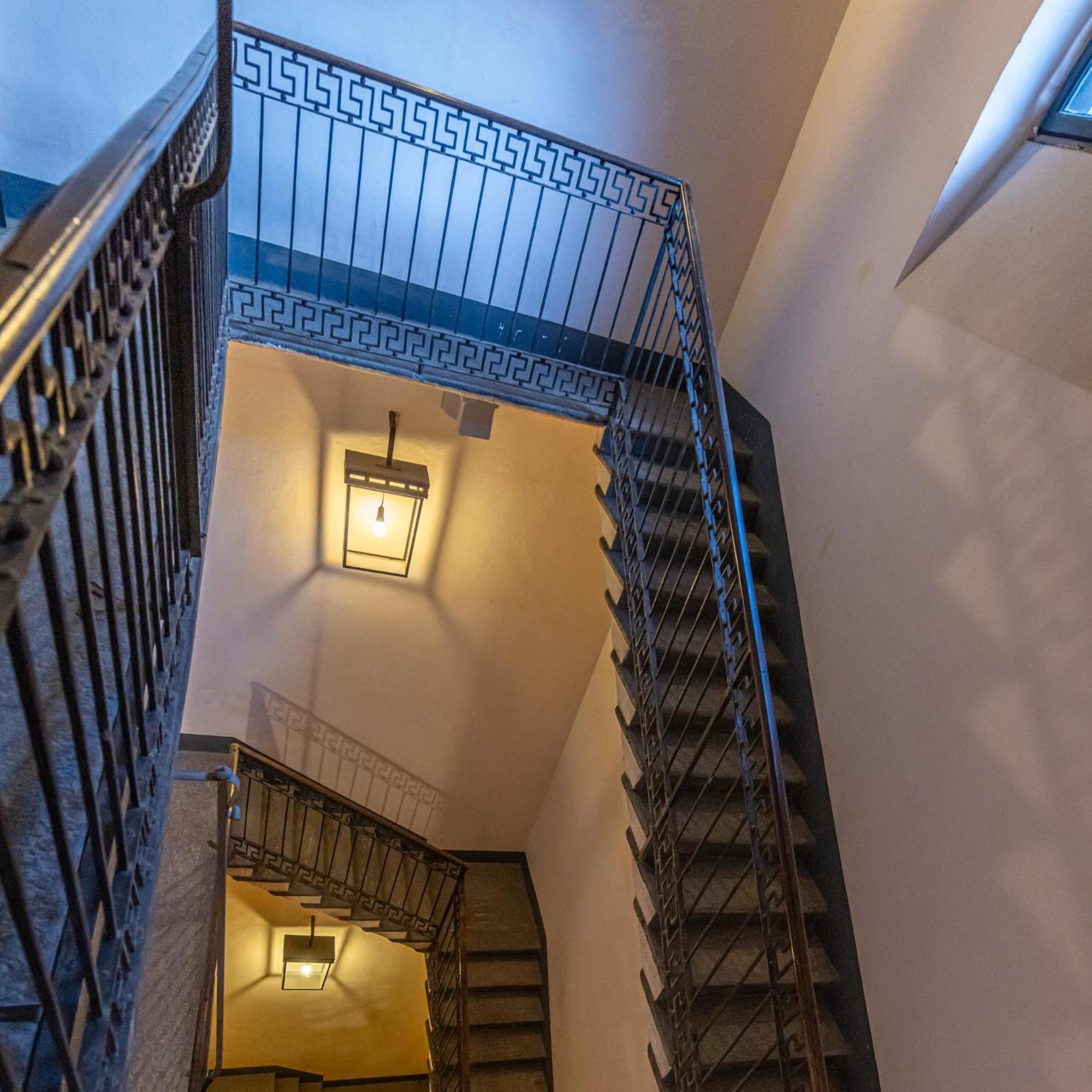 Sant'Andrea Charme Apartments Milan Exterior photo